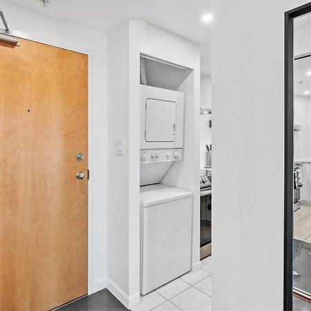 Downtown Luxury 1Br Coal Harbour Apartment Vancouver Exterior photo