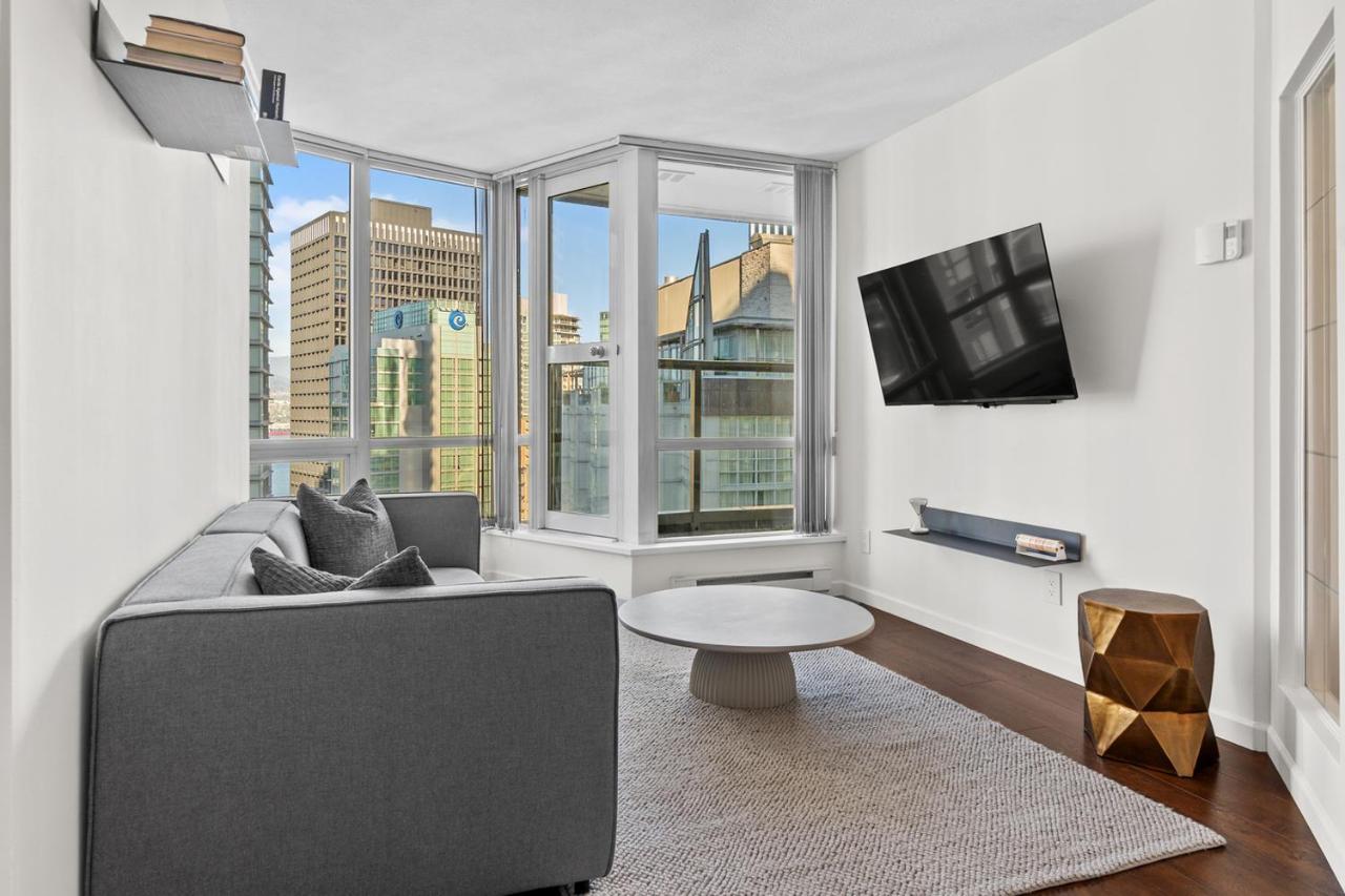 Downtown Luxury 1Br Coal Harbour Apartment Vancouver Exterior photo
