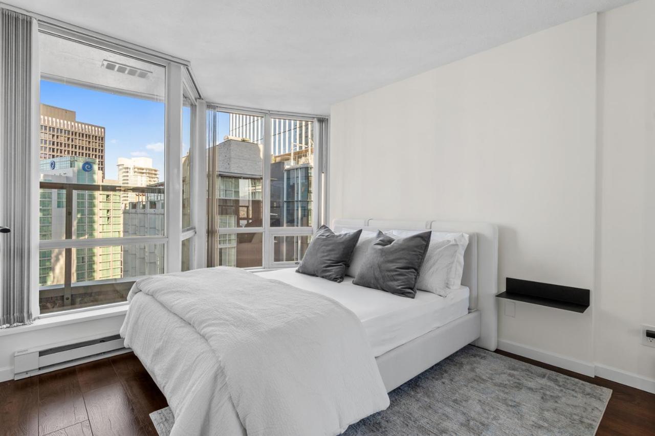 Downtown Luxury 1Br Coal Harbour Apartment Vancouver Exterior photo